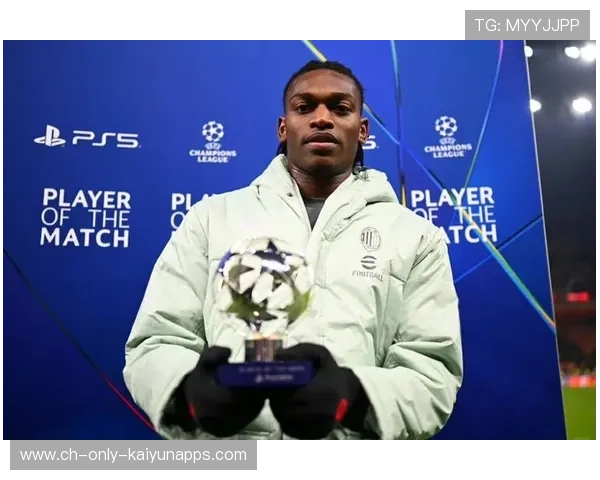 AC米兰中线直传创造杀机，莱奥盘过门将轻松推射