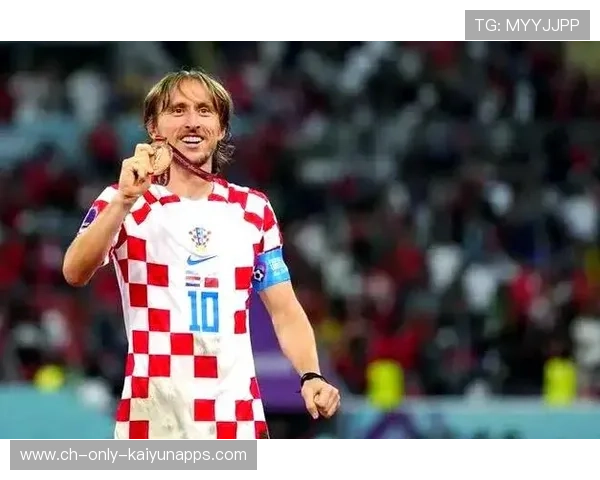 克罗地亚情怀满载，莫德里奇带领民族荣耀