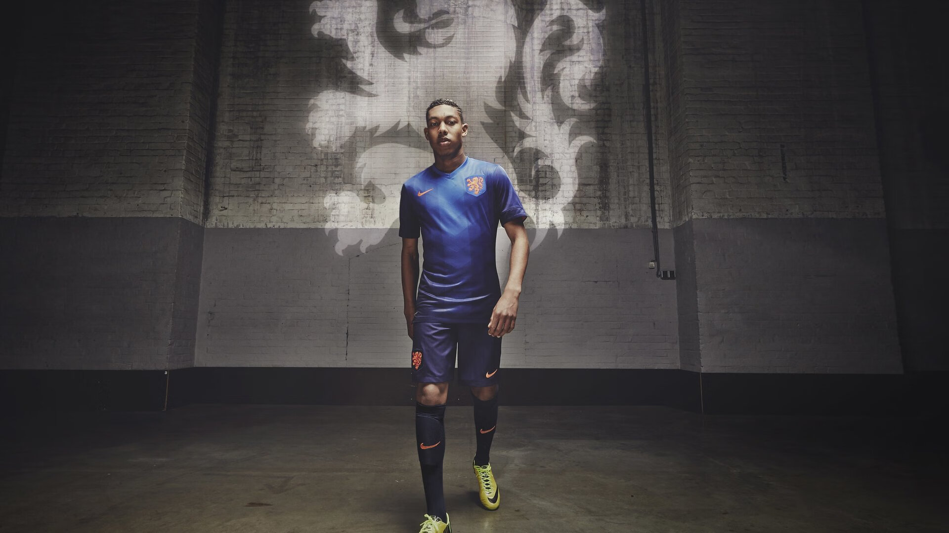 开云体育开云-世界杯预选赛中国队逆袭 球迷激动不已，世界杯 预选赛 中国